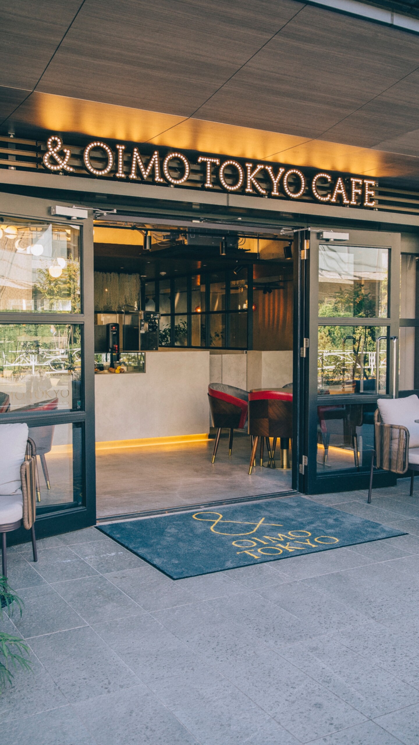 Oimo Tokyo Cafe 中目黒店 公式